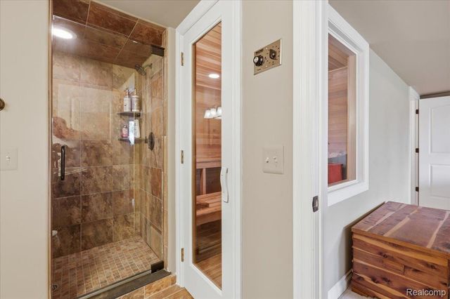 9095 S Saginaw Road 8, Grand Blanc Charter Township, MI 48439