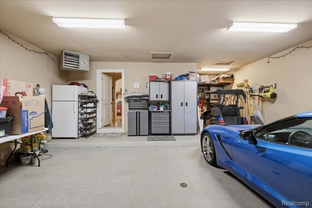 9095 S Saginaw Road 8, Grand Blanc Charter Township, MI 48439