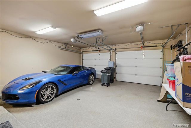 9095 S Saginaw Road 8, Grand Blanc Charter Township, MI 48439