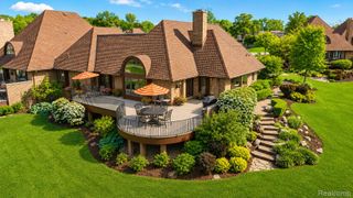 9095 S Saginaw Road 8, Grand Blanc Charter Township, MI 48439