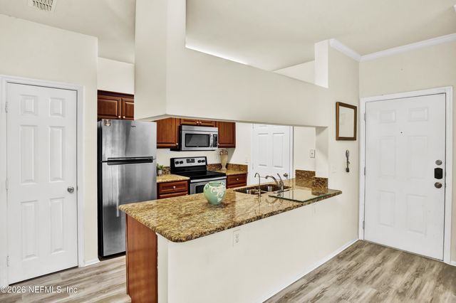 150 VERACRUZ Drive 525, Ponte Vedra Beach, FL 32082