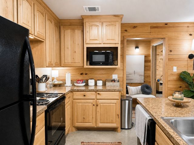 1517 County Road 706 2, Joshua, TX 76058