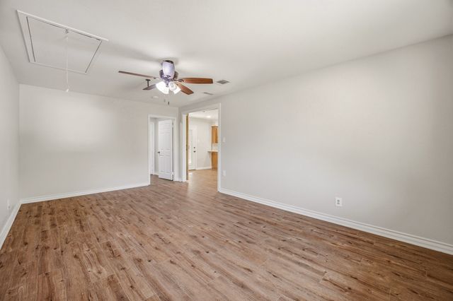 115 Doublehorn Street, Stephenville, TX 76401