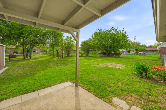 115 Doublehorn Street, Stephenville, TX 76401