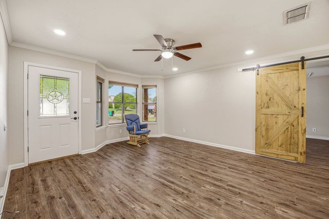 115 Doublehorn Street, Stephenville, TX 76401