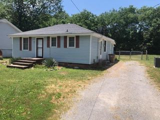 121 McArthur Dr, Madison, TN 37115