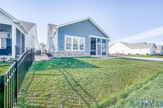 1900 Galley Pl, Chester, VA 23836