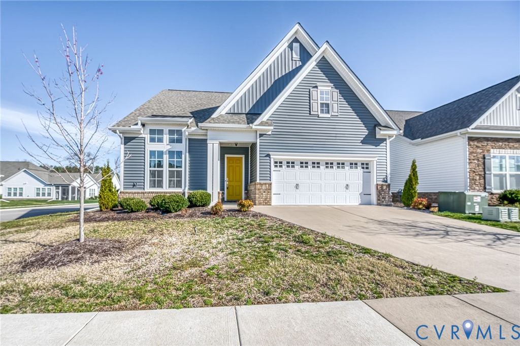 1900 Galley Pl, Chester, VA 23836