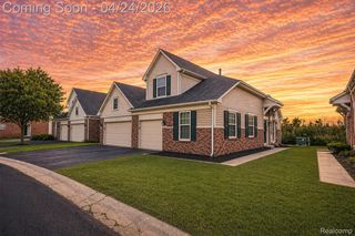 150 Legacy Park Circle, Dearborn Heights, MI 48127