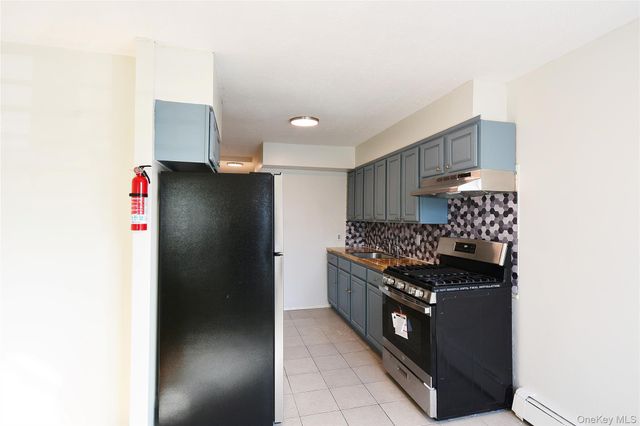1510 Beach 12 Street Apt 2, Far Rockaway, NY 11691
