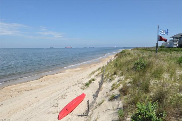 3288 Page Ave Apt 214, Virginia Beach, VA 23451