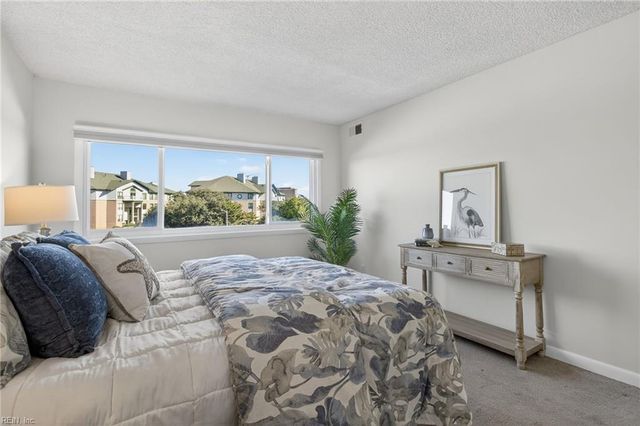 3288 Page Ave Apt 214, Virginia Beach, VA 23451