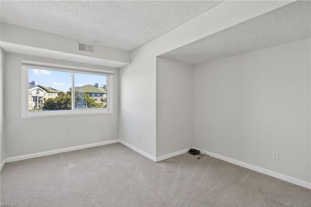 3288 Page Ave Apt 214, Virginia Beach, VA 23451