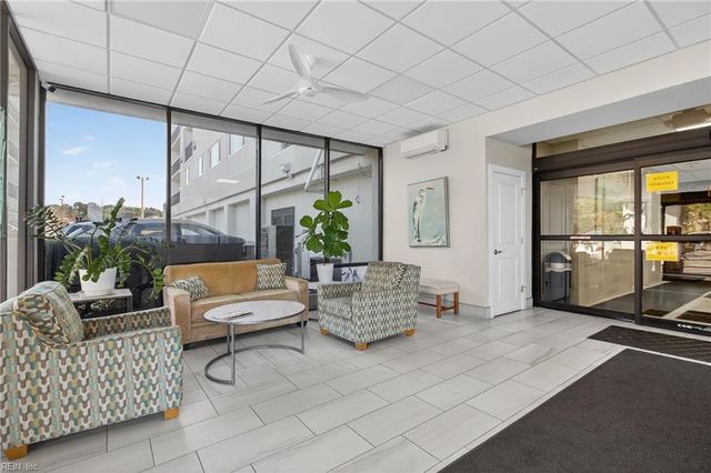 3288 Page Ave Apt 214, Virginia Beach, VA 23451