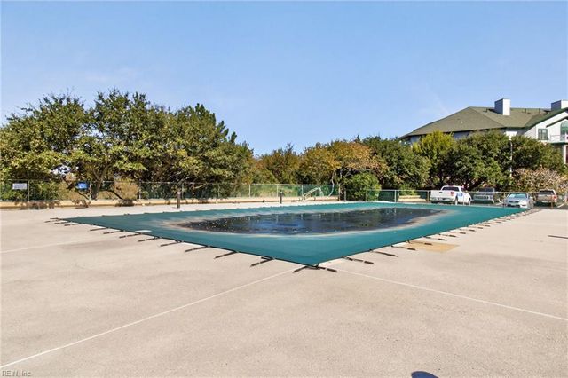 3288 Page Ave Apt 214, Virginia Beach, VA 23451