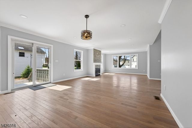 237 Jacksonville Dr, Parsippany-troy Hills Twp., NJ 07054