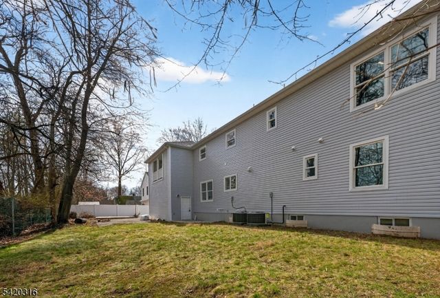 237 Jacksonville Dr, Parsippany-troy Hills Twp., NJ 07054