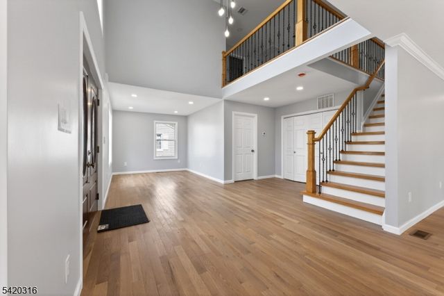 237 Jacksonville Dr, Parsippany-troy Hills Twp., NJ 07054