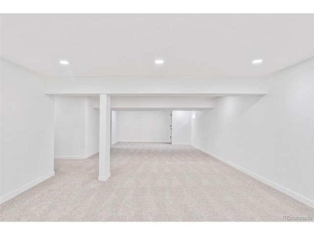 6321 S Florence Way, Englewood, CO 80111