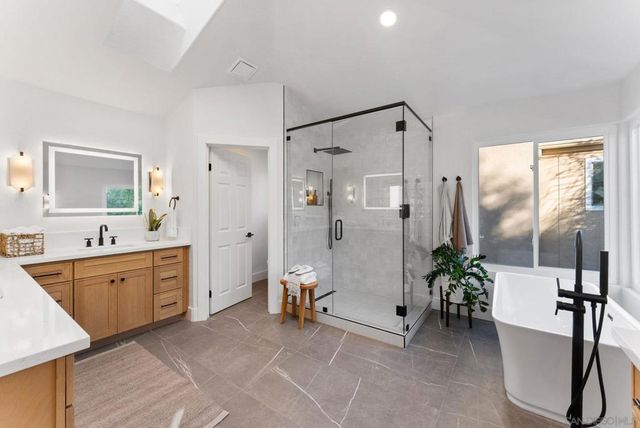 12257 Avenida Consentido, San Diego, CA 92128