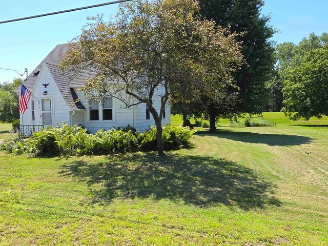 4616 Lafayette Road, Evansdale, IA 50707