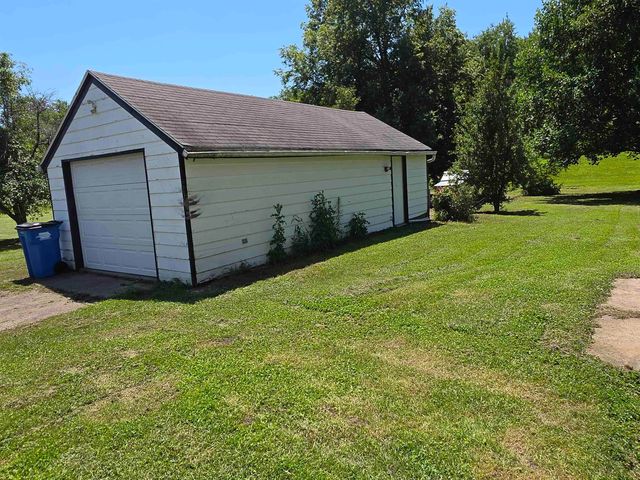 4616 Lafayette Road, Evansdale, IA 50707