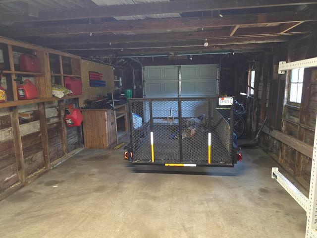 4616 Lafayette Road, Evansdale, IA 50707