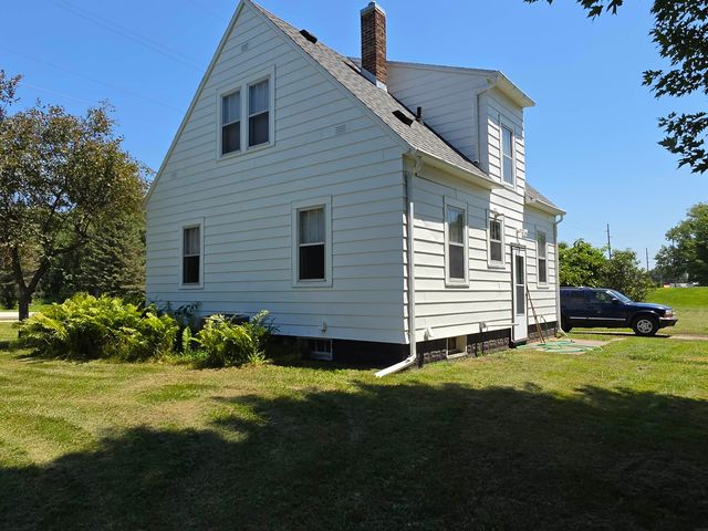 4616 Lafayette Road, Evansdale, IA 50707