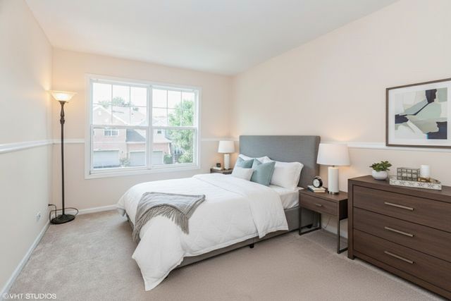 152 Orchards Pass, Bartlett, IL 60103