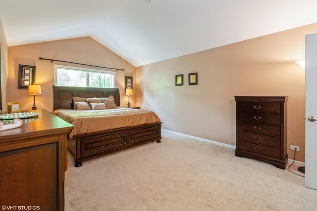 152 Orchards Pass, Bartlett, IL 60103