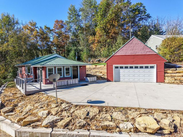 170 Fisherman Drive NW, Oronoco, MN 55960