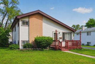624 W Merle Avenue, Villa Park, IL 60181