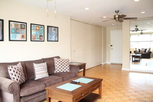 12 Old Mamaroneck Road 7K, White Plains, NY 10601