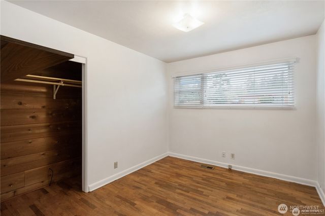 1123 Forest Glen Road, Oak Harbor, WA 98277
