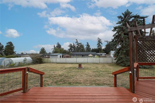 1123 Forest Glen Road, Oak Harbor, WA 98277