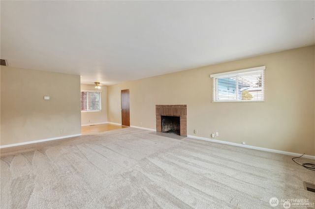 1123 Forest Glen Road, Oak Harbor, WA 98277