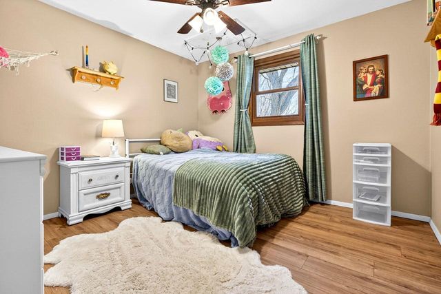 3008 E BONA AVENUE, Appleton, WI 54915