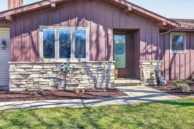 3008 E BONA AVENUE, Appleton, WI 54915