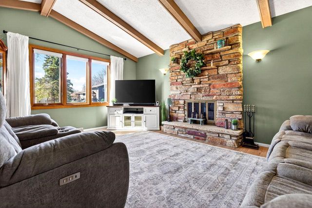3008 E BONA AVENUE, Appleton, WI 54915