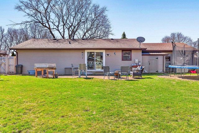 3008 E BONA AVENUE, Appleton, WI 54915