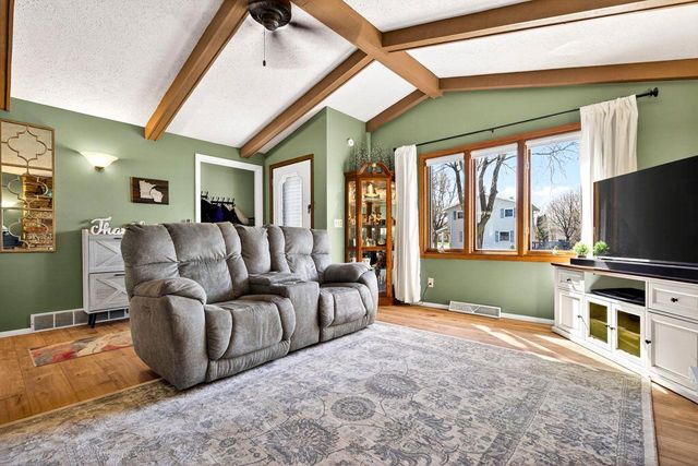 3008 E BONA AVENUE, Appleton, WI 54915