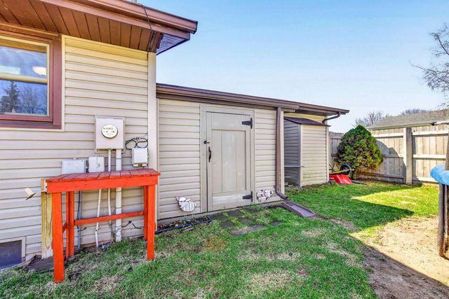 3008 E BONA AVENUE, Appleton, WI 54915