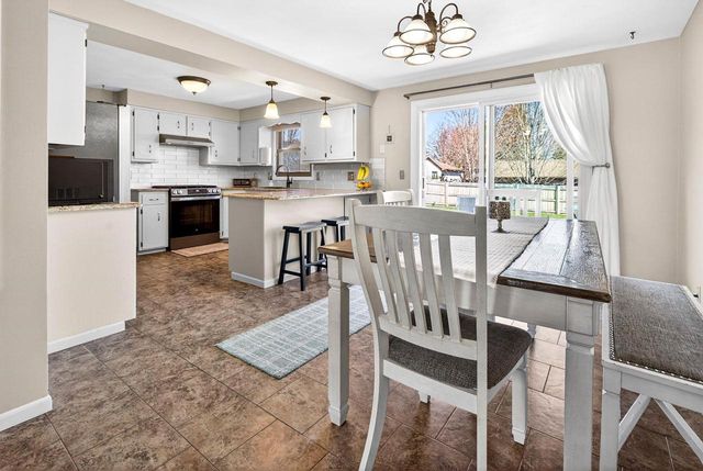 3008 E BONA AVENUE, Appleton, WI 54915