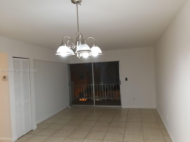 3522 NE 171st St 206, North Miami Beach, FL 33160