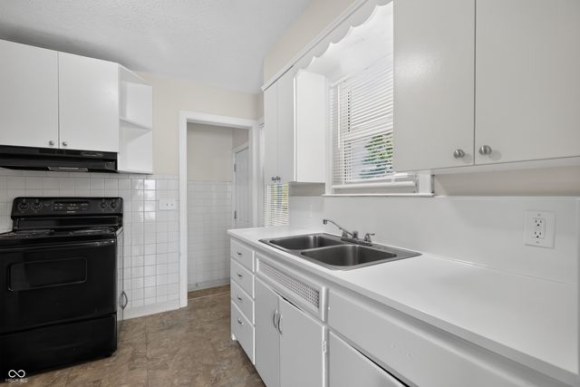 423 Clyde Avenue, Indianapolis, IN 46201