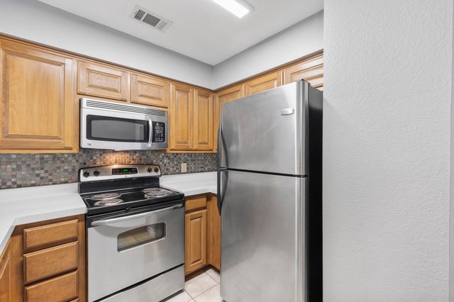 1712 Baird Farm Circle 2101, Arlington, TX 76006