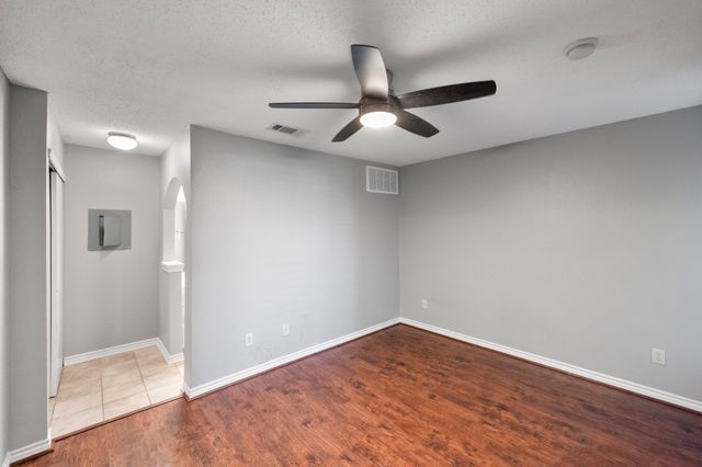 1712 Baird Farm Circle 2101, Arlington, TX 76006