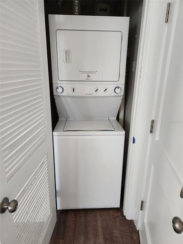 515 COLUMBIA DRIVE, Tampa, FL 33606