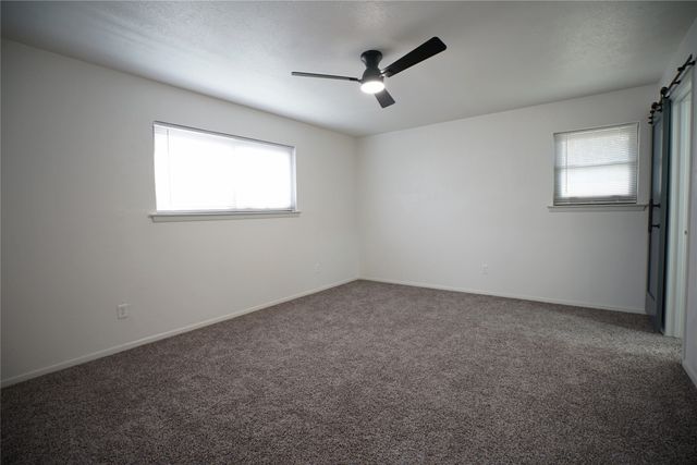 2121 Stonegate Drive N, Bedford, TX 76021