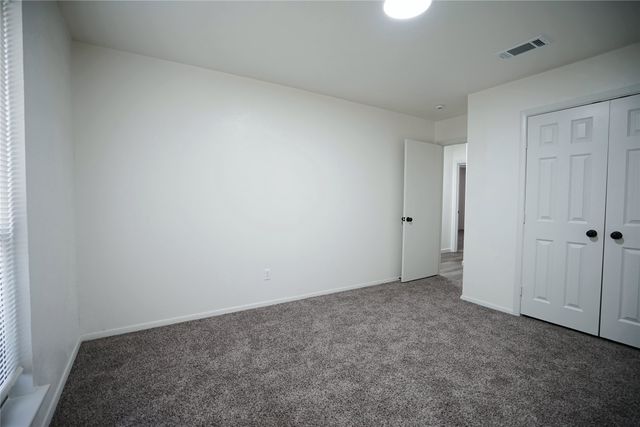 2121 Stonegate Drive N, Bedford, TX 76021